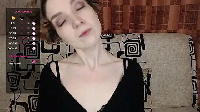 Snapshot of TinaWince chatting on 01/18/26, 04:49 TinaWince online show from 01/18/26, 04:49