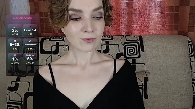TinaWince online show from 04/30/26, 04:52