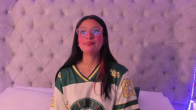 Snapshot of dafne_bss chatting on 03/21/26, 08:19 dafne bss online show from 03/21/26, 08:19