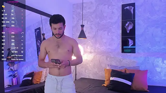 Valentinoford online show from 12/19/24, 06:45