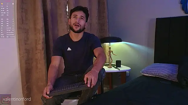 Valentinoford online show from 09/23/25, 08:45