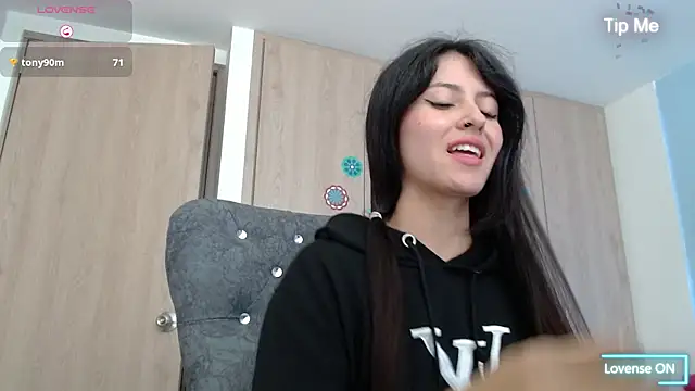 evatits 1 online show from 02/11/25, 03:18