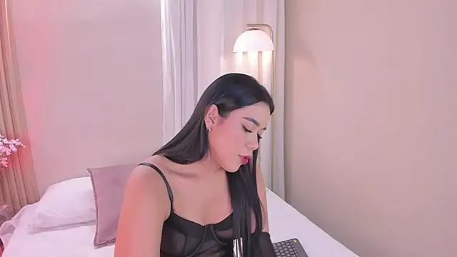 mara brooks online show from 12/02/25, 08:37