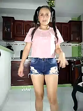 ARTHUR MINI online show from 02/05/25, 03:02