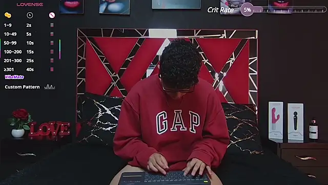 Snapshot of alex_noa chatting on 03/18/25, 10:37 alex noa online show from 03/18/25, 10:37