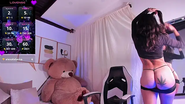 Snapshot of maye_wells chatting on 01/06/25, 01:41 maye wells online show from 01/06/25, 01:41