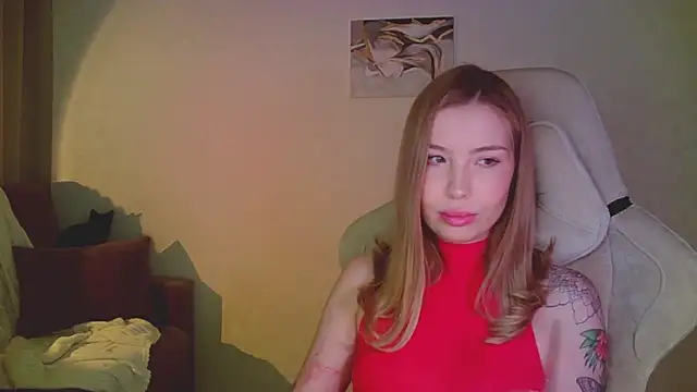 mia raspberrie online show from 05/12/26, 05:54