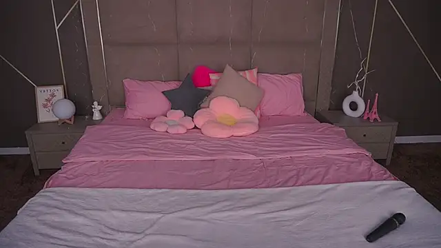 ArianaDarkk online show from 02/03/26, 10:04