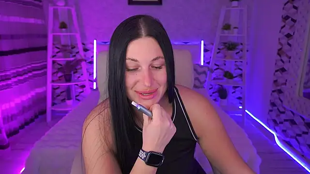 ArianaDarkk online show from 04/15/26, 07:58