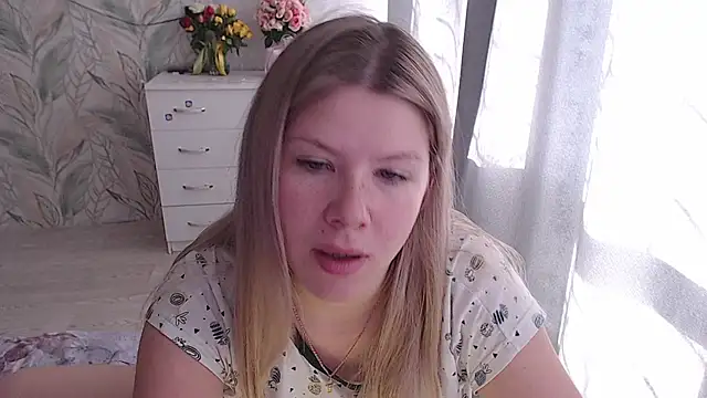 Snapshot of MelissaXKinky chatting on 10/28/25, 06:50 MelissaXKinky online show from 10/28/25, 06:50