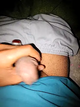 Snapshot of Ali_rz94 chatting on 11/21/25, 11:36 Ali rz94 online show from 11/21/25, 11:36