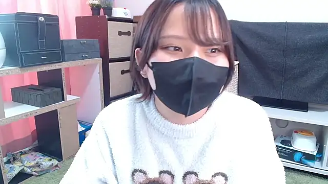 senachinnn online show from 12/02/25, 02:50