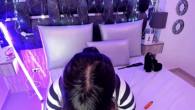 Charlotte Myers online show from 02/24/25, 05:53