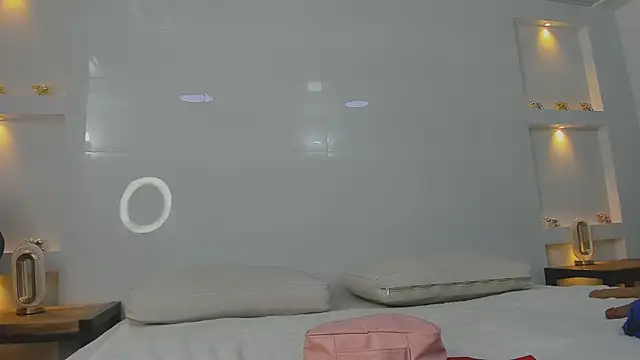 Dalia-Prada online show from 03/25/26, 03:45