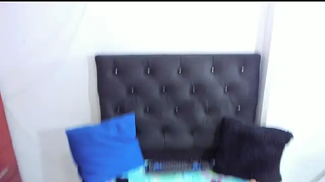 Snapshot of JeanRousse4 chatting on 12/08/24, 09:52 JeanRousse4 online show from 12/08/24, 09:52