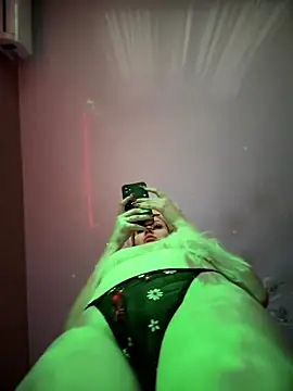 Teya moon  online show from 12/07/24, 10:56