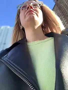 Teya moon  online show from 01/08/25, 11:10