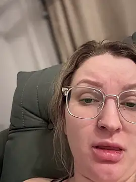 Teya moon  online show from 02/08/25, 07:05