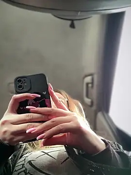 Teya moon  online show from 03/20/25, 10:21