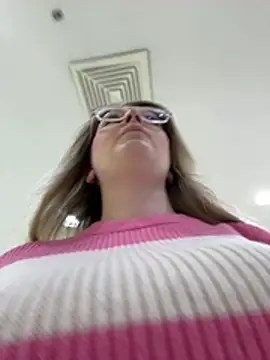 Teya moon  online show from 02/26/26, 10:25