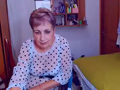 Snapshot of Victoria5643 chatting on 12/01/24, 09:59 Victoria5643 online show from 12/01/24, 09:59