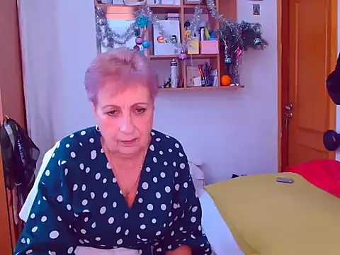 Snapshot of Victoria5643 chatting on 12/29/24, 09:28 Victoria5643 online show from 12/29/24, 09:28