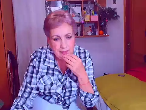 Snapshot of Victoria5643 chatting on 12/29/24, 06:16 Victoria5643 online show from 12/29/24, 06:16