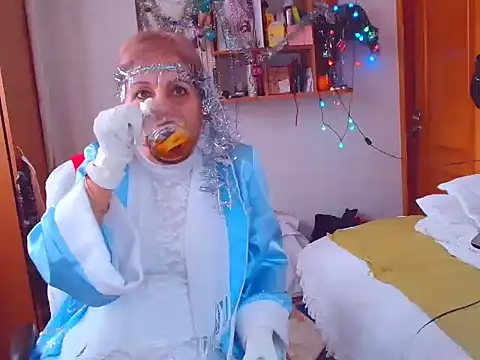 Snapshot of Victoria5643 chatting on 01/12/25, 09:19 Victoria5643 online show from 01/12/25, 09:19