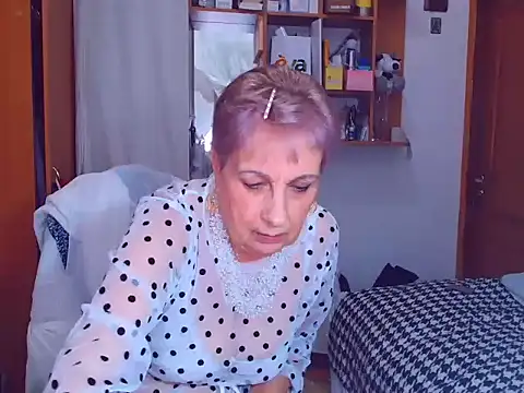 Snapshot of Victoria5643 chatting on 01/30/25, 09:14 Victoria5643 online show from 01/30/25, 09:14