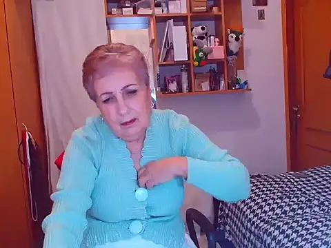 Snapshot of Victoria5643 chatting on 02/11/25, 06:55 Victoria5643 online show from 02/11/25, 06:55