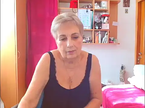 Snapshot of Victoria5643 chatting on 10/15/25, 09:53 Victoria5643 online show from 10/15/25, 09:53