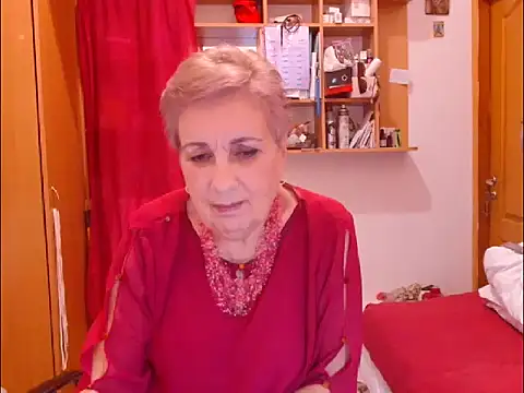 Snapshot of Victoria5643 chatting on 11/12/25, 06:52 Victoria5643 online show from 11/12/25, 06:52