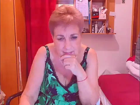 Snapshot of Victoria5643 chatting on 12/03/25, 04:38 Victoria5643 online show from 12/03/25, 04:38