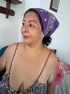 Snapshot of Catalina_JH chatting on 09/15/25, 02:06 Catalina JH online show from 09/15/25, 02:06