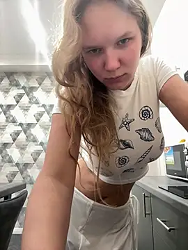 Ketitull online show from 09/23/25, 06:16