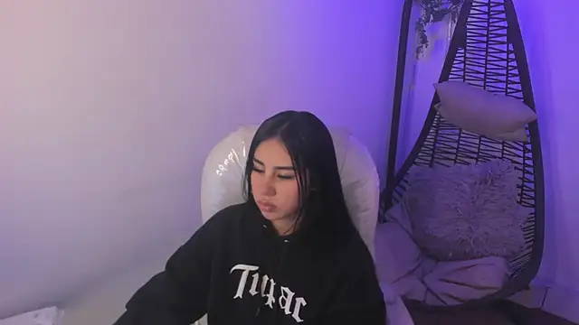 Snapshot of Chanttall_ chatting on 11/22/25, 05:39 Chanttall online show from 11/22/25, 05:39