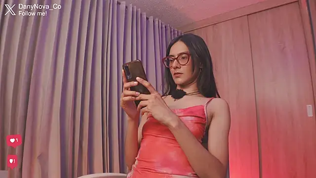 Snapshot of DanyNova_Co chatting on 07/16/26, 09:10 DanyNova Co online show from 07/16/26, 09:10