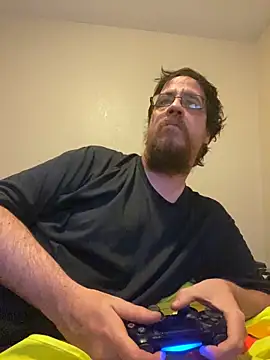 Snapshot of nomonkeys855 chatting on 09/25/25, 01:31 nomonkeys855 online show from 09/25/25, 01:31