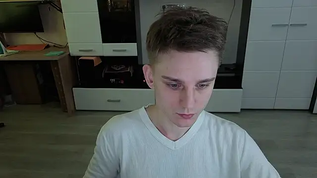 angryzan online show from 02/09/26, 06:17