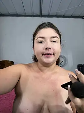 Snapshot of Sofia_Queen17 chatting on 02/01/26, 10:14 Sofia Queen17 online show from 02/01/26, 10:14