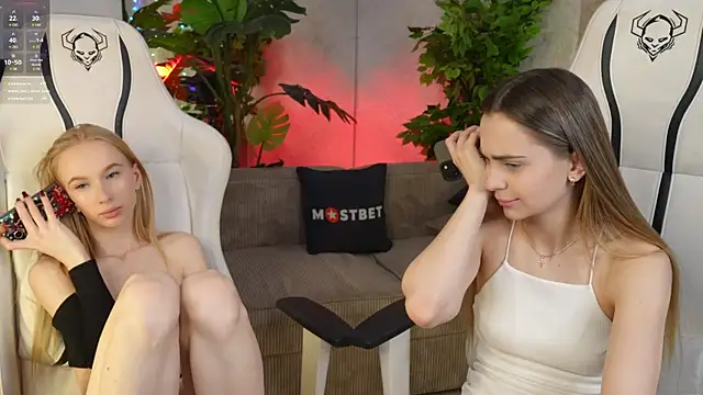 Lana Pulse online show from 12/30/24, 02:31