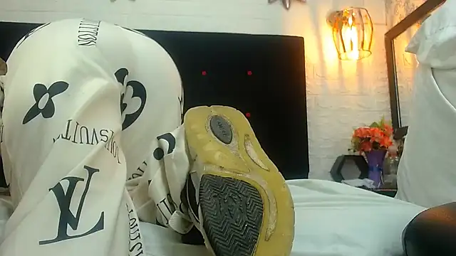 hairy pussywet online show from 12/07/24, 12:24