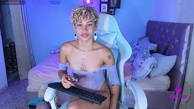 Snapshot of Peggy_Funn chatting on 01/08/25, 03:08 Peggy Funn online show from 01/08/25, 03:08