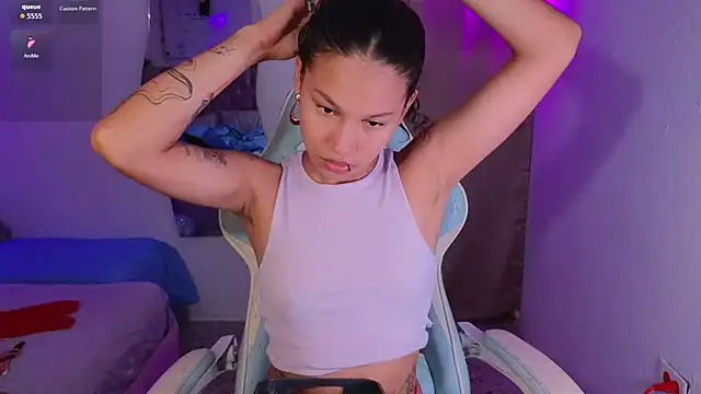 Snapshot of Peggy_Funn chatting on 11/30/25, 02:59 Peggy Funn online show from 11/30/25, 02:59