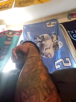 GallowayGooch1085 online show from 02/28/26, 07:37