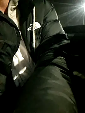 Zeefy online show from 02/14/25, 07:44