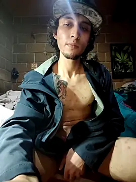 Snapshot of Pitudo20cmm chatting on 09/09/25, 07:52 Pitudo20cmm online show from 09/09/25, 07:52