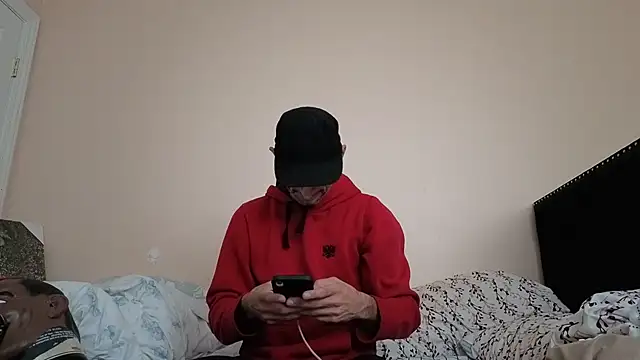 hailzeffn online show from 10/31/25, 01:23