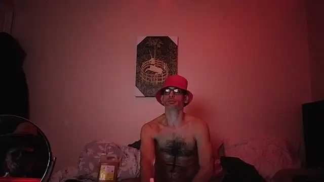 Snapshot of hailzeffn chatting on 01/15/26, 10:35 hailzeffn online show from 01/15/26, 10:35