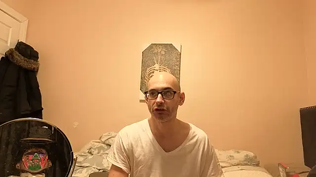 Snapshot of hailzeffn chatting on 02/14/26, 01:35 hailzeffn online show from 02/14/26, 01:35